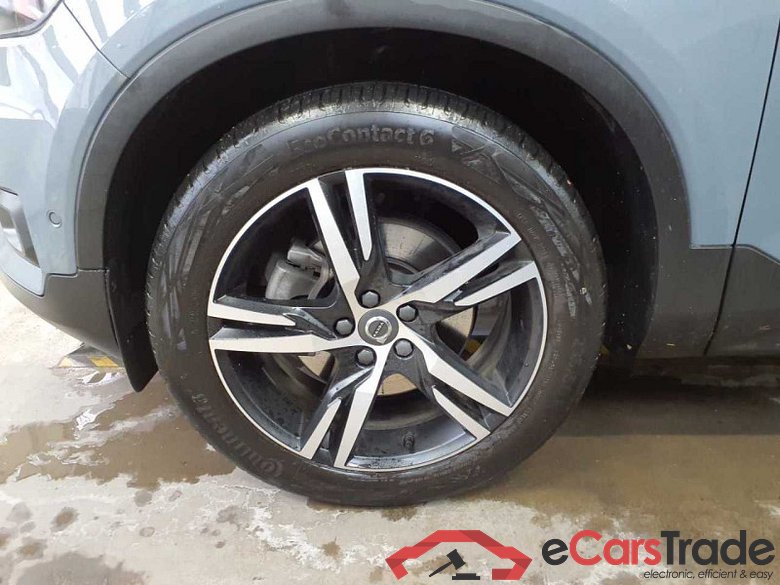 Volvo XC40 (2017->) DE - SUV5 B4 2WD EU6d, R-Design (EURO 6d), 2020 - 2022 #5