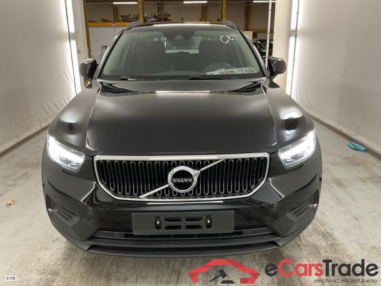 VOLVO XC40 1.5 T2 MOMENTUM CORE #2