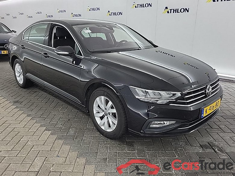 VOLKSWAGEN PASSAT 1.6 TDI 88kW Comfort Business 7-DSG 4D #2