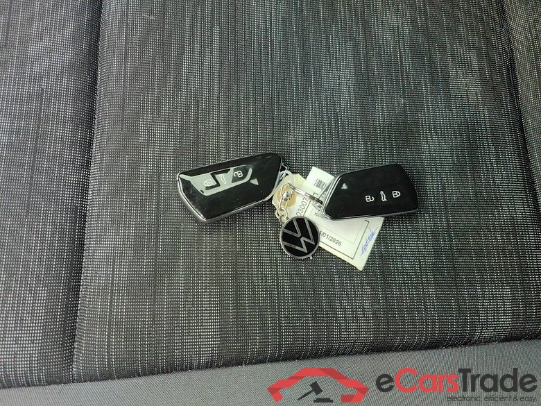 VOLKSWAGEN ID.5 77 kWh Pro Performance 5d #4