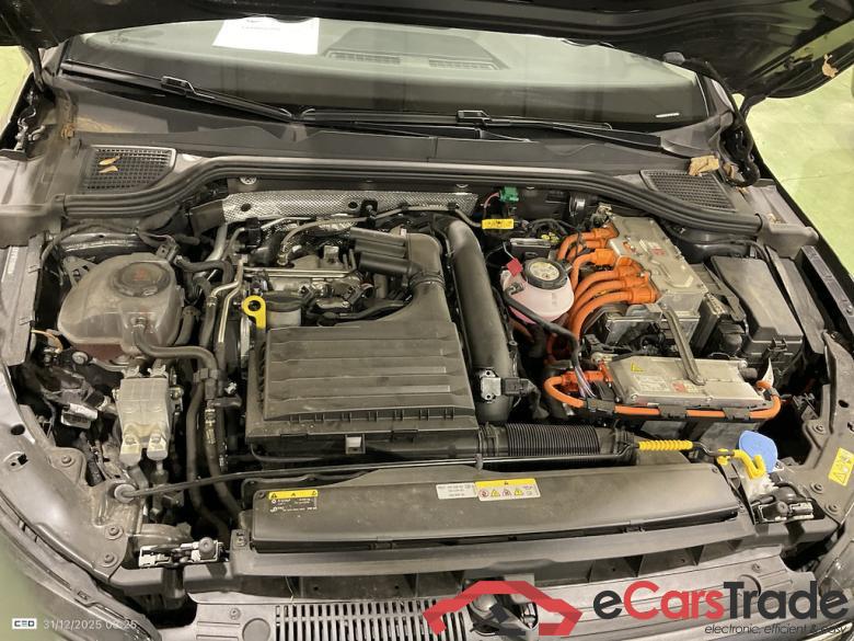 VOLKSWAGEN GOLF VIII 1.4 EHYBRID STYLE BUSINESS DSG #6