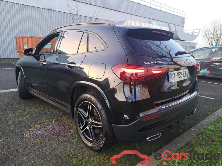 Mercedes GLA 250e Facelift Plug-In Hybrid AMG Night Aut. Pano LED-MultiBeam Widescreen Ambient Burmester Navi 1/2 Sport-Leather-Alcantra KeylessGo Camera 360 Klima PDC ... #4