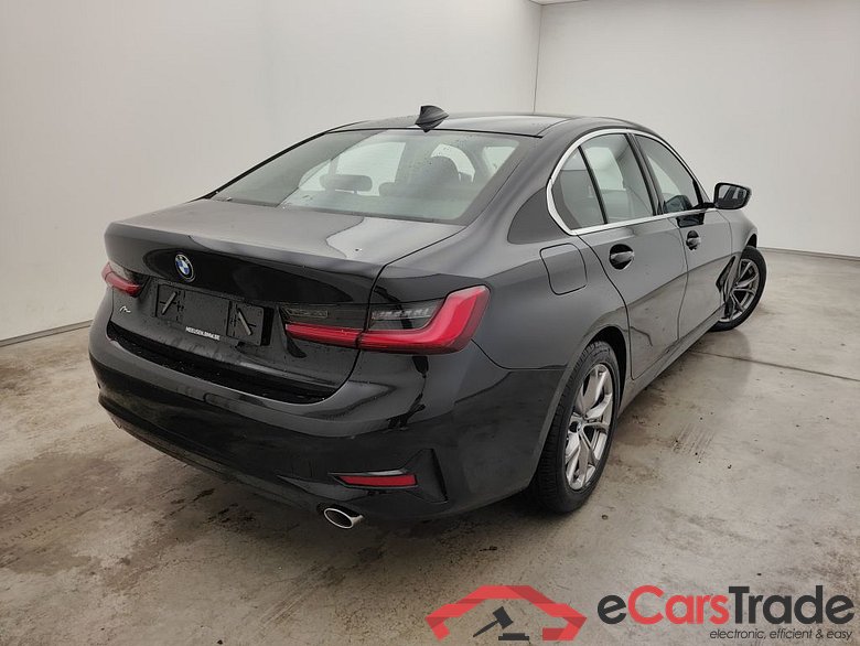 BMW 3 Reeks Berline 316dA (90 kW) 4d #2