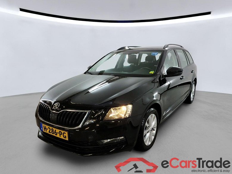 SKODA Octavia Combi 85 kW #1