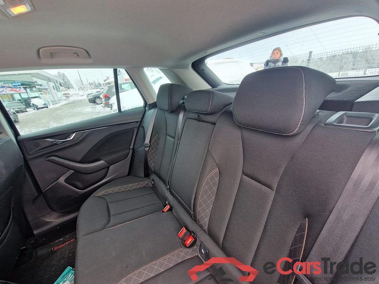 SKODA Kamiq Kamiq Clever 1,0 TSI 81 KW 6-speed mech. #5