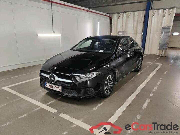 Mercedes A-Klasse Limousine A-Klasse Limousine A 180 Business Solution 100kW/136pk  4D/P Auto-7