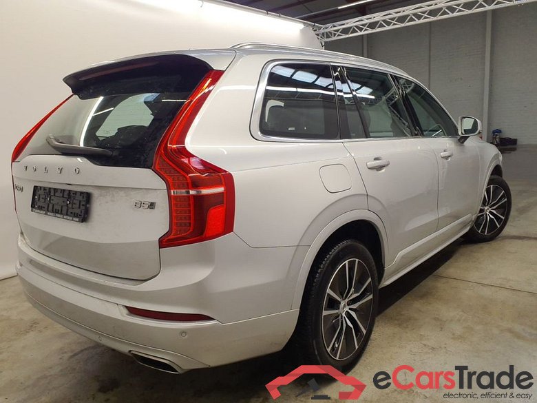 Volvo XC90 2.0 B5 D 4WD Geartronic Momentum Pro 7PL 5d #2