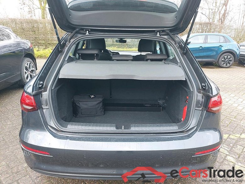 Audi A3 SB 1.0 30 TFSI LED Virtual Navi KeylessGo Klima PDC ... #6