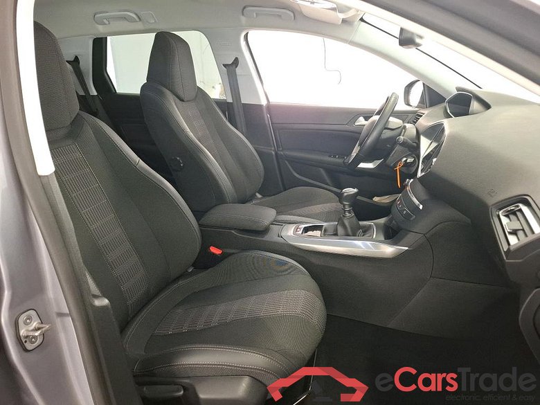 308 SW Allure 1.2 PureTech 130CV BVM6 E6d #6