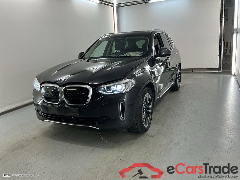 BMW IX3 80KWH AUTO