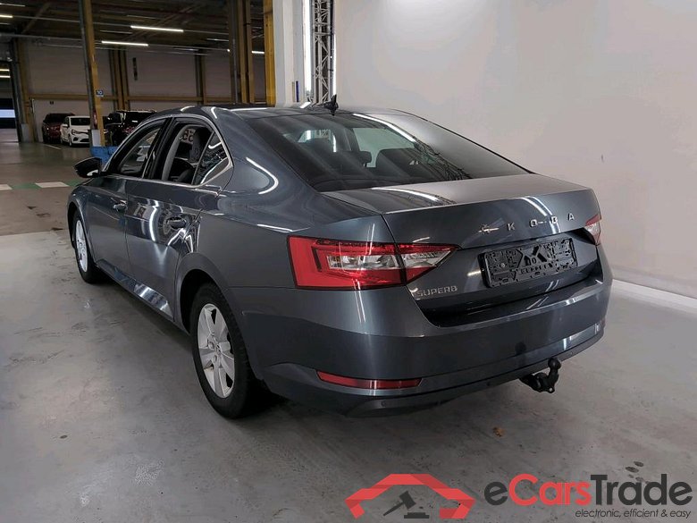 SKODA SUPERB 1.5 TSI ACT 110KW CLEVER #3