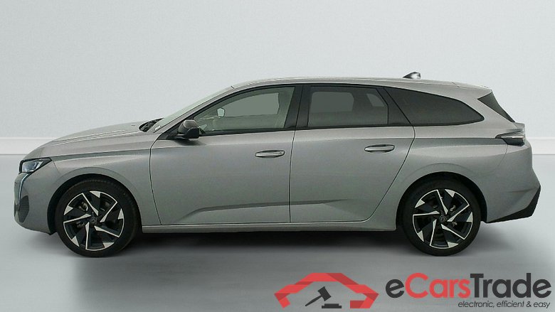 Peugeot 308 SW Hybrid 145 e-DCS6 Allure #4