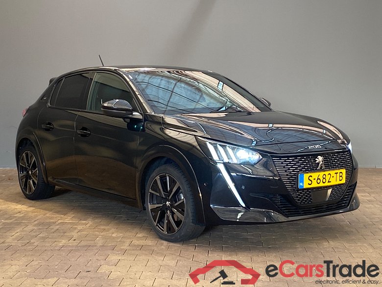 PEUGEOT 208 1.2 PureTech GT #2