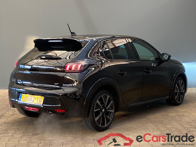 PEUGEOT 208 1.2 PureTech GT #3
