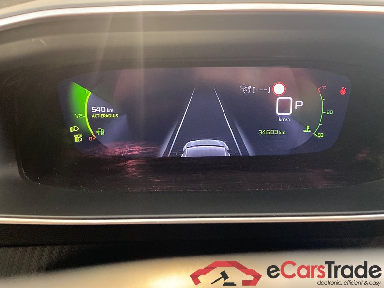 PEUGEOT 208 1.2 PureTech GT #6