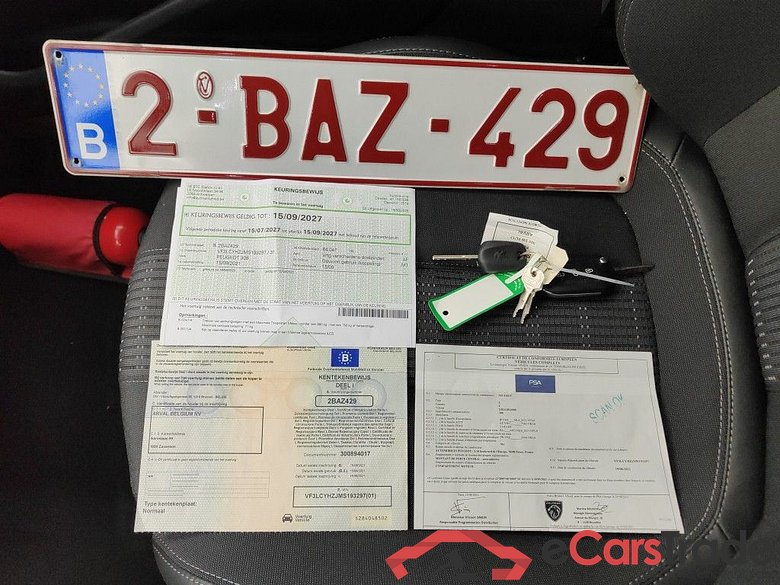 Peugeot 308 SW 1.5 BlueHDi 130 S&S Allure 5d #4