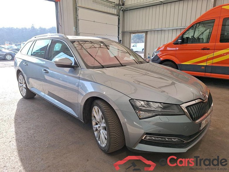 Skoda Superb 1.4 TSI Plug-In Hybrid Aut. Pano LED Vitual Navi Leather KeylessGo Klima PDC ... #2