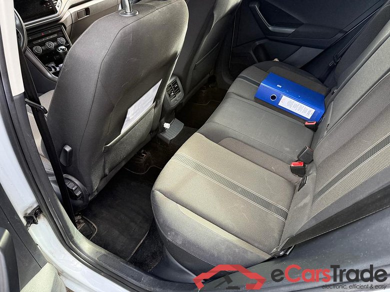 VOLKSWAGEN T-Roc T-Roc Style 1.6 TDI 85 kW (115 ch) 6 vitesses manuel #4