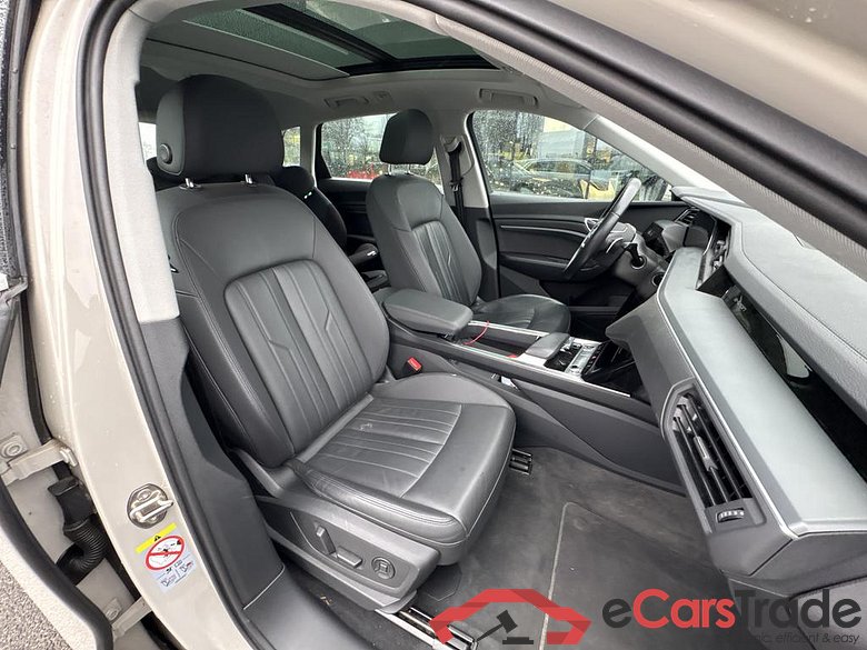 AUDI e-tron Audi e-tron  advanced 55 quattro 300,00 kW #4