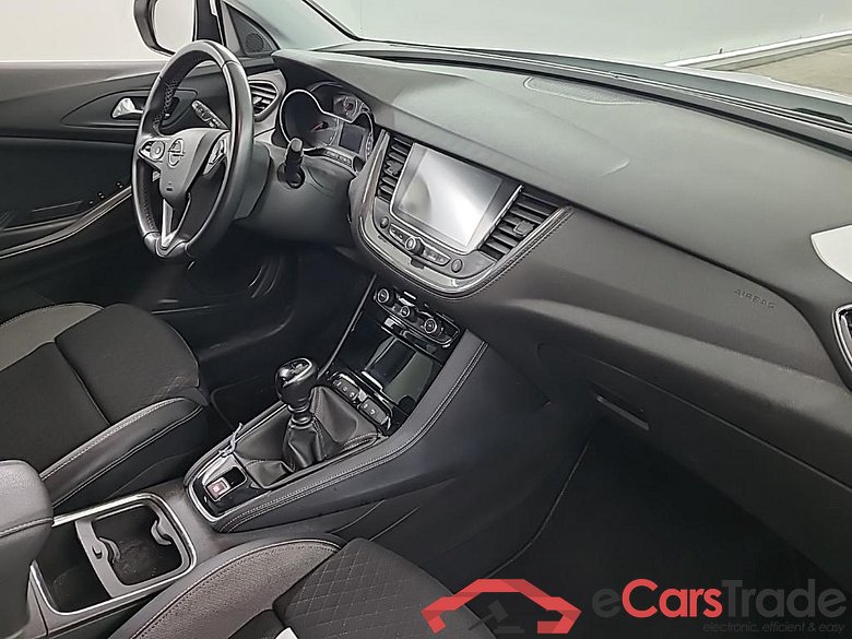OPEL Grandland X 1.2 Turbo S&S 96kW Bus. Executive 5D #6