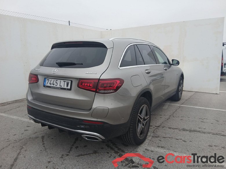 MERCEDES-BENZ Clase GLC / 2019 / 5P / todoterreno GLC 300 de 4MATIC #2