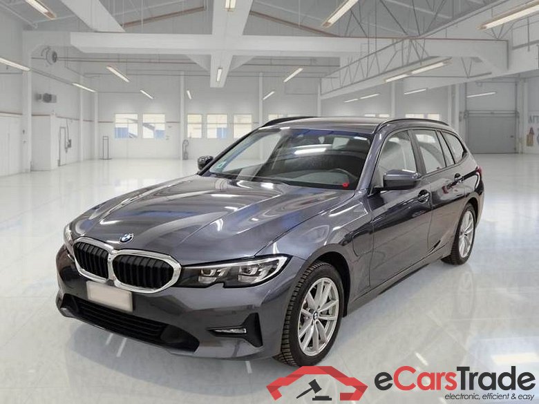 BMW SERIE 3 / 2018 / 5P / STATION WAGON 330E BUSINESS ADVANTAGE TOURING AUTO #1