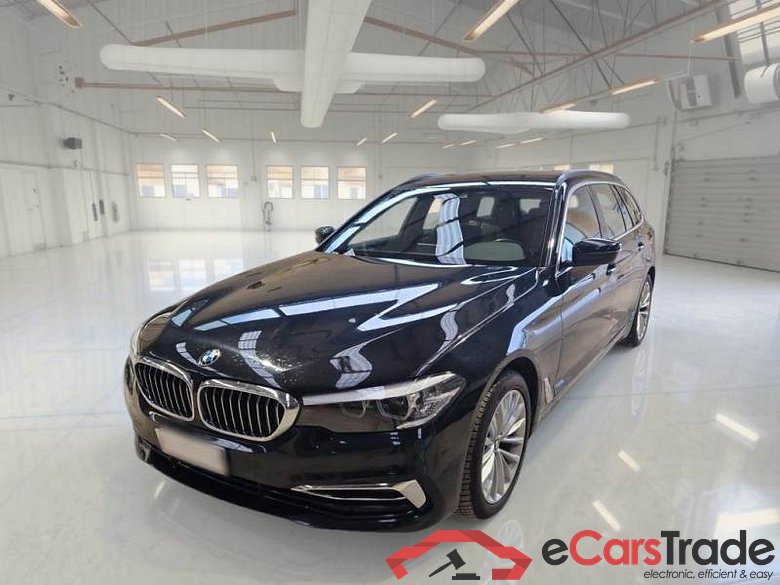 BMW SERIE 5 / 2016 / 5P / STATION WAGON 520D XDRIVE LUXURY AUTO TOURING