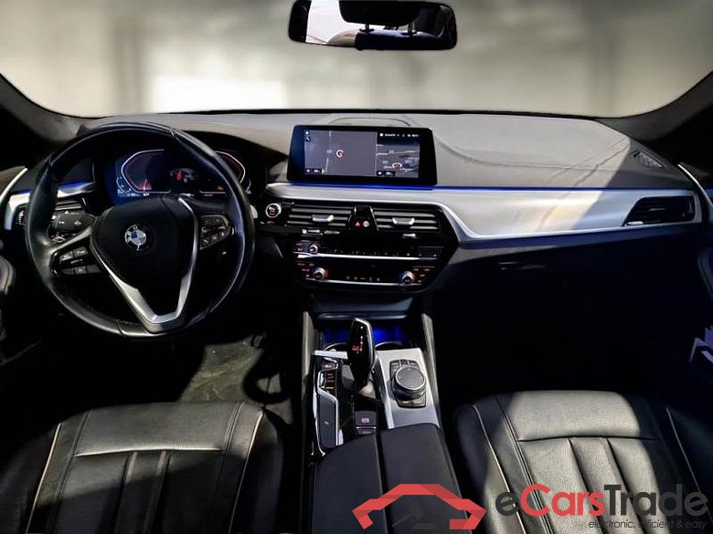 BMW SERIE 5 / 2016 / 5P / STATION WAGON 520D XDRIVE LUXURY AUTO TOURING #3