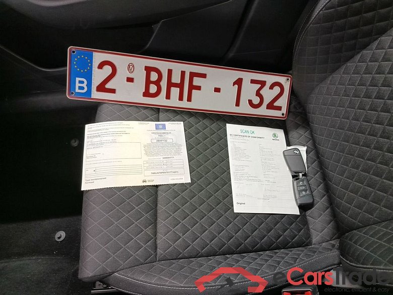 Skoda Superb Combi 1.5 TSI ACT 110kW DSG7 Clever 5d #4