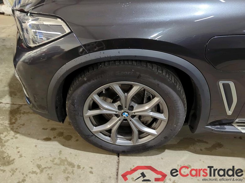 Baureihe X5 xDrive 45 e xLine 3.0 290KW AT8 E6d #6