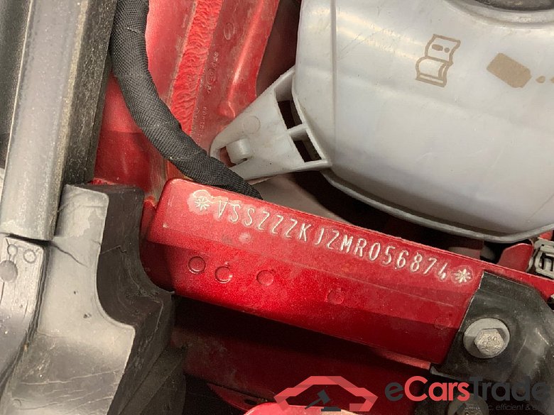 Arona Xcellence 1.0 TSI 81KW AT7 E6d #5