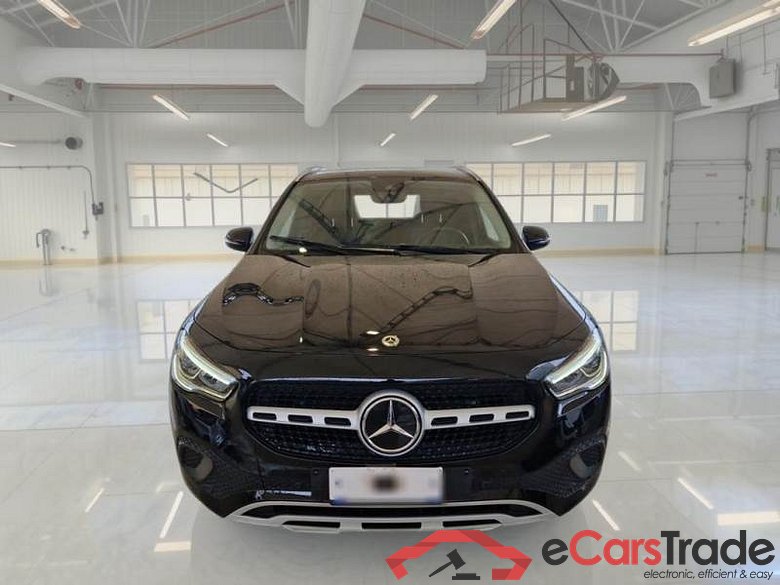 MERCEDES-BENZ GLA / 2020 / 5P / CROSSOVER GLA 180 D AUTOMATIC BUSINESS EXTRA #6