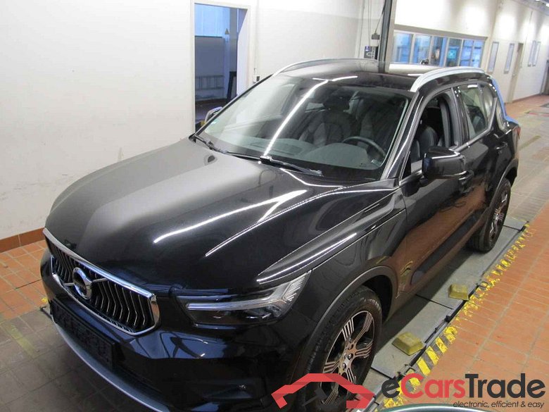 Volvo XC40 (2017->) DE - SUV5 B4 2WD EU6d, Inscription (EURO 6d), 2020 - 2022 #1