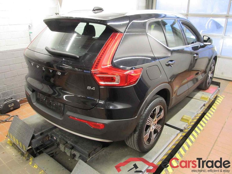 Volvo XC40 (2017->) DE - SUV5 B4 2WD EU6d, Inscription (EURO 6d), 2020 - 2022 #3