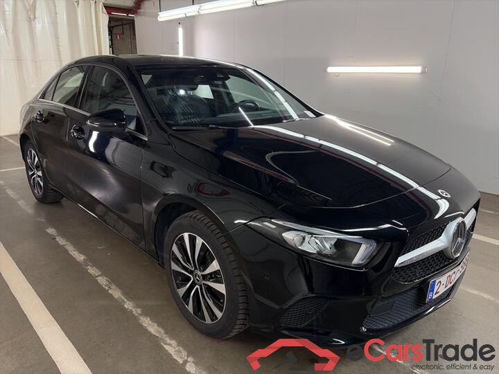 Mercedes A-Klasse Limousine A-Klasse Limousine A 250 e Business Line (PHEV) 160kW/218pk  4D/P Auto-7 #2