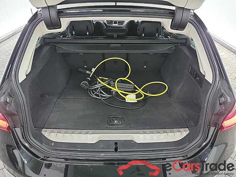 BMW 3-serie Touring 320e Business Edition Plus 5D 150kW #5