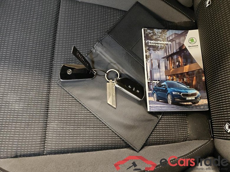 Skoda Octavia 1.0 TSI Greentech Business Edition 5d #4