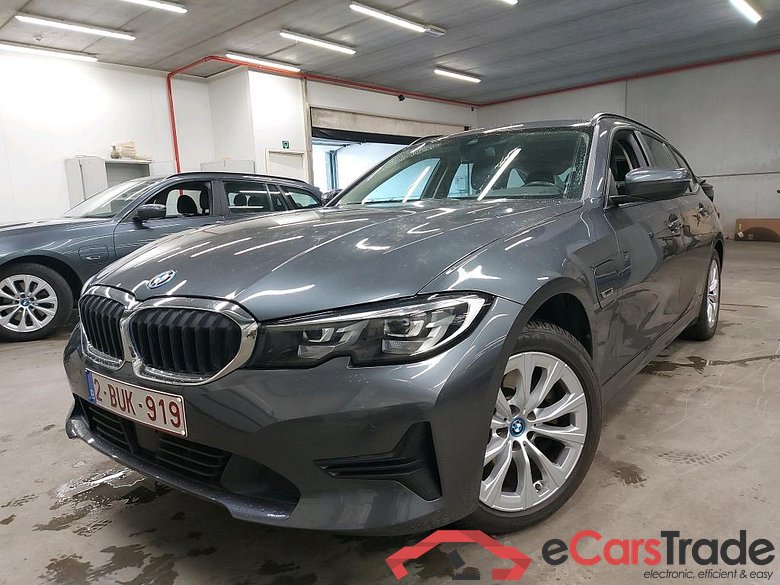 BMW - BMW 3 TOURING 320e 204PK Business Edition With Vernasca Heated Sport Seats & Driving Assistant Pack & Active Cruise Control  * HYBRID **