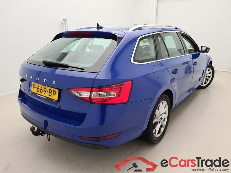SKODA Superb Combi 1.5 TSI Bns Ed. Plus #2