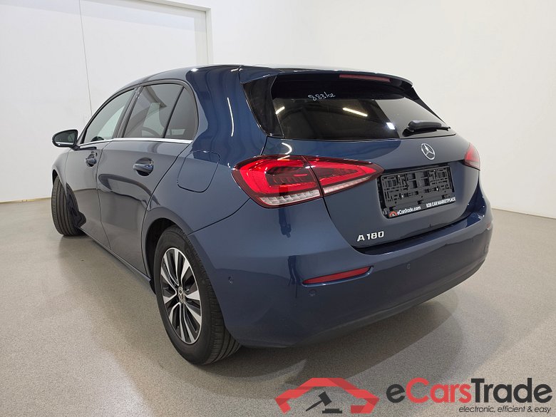 Mercedes A 180 Luxury Aut. LED-Xenon Widescreen Navi 1/2 Sport-Leather KeylessGo Camera Klima PDC ... #6