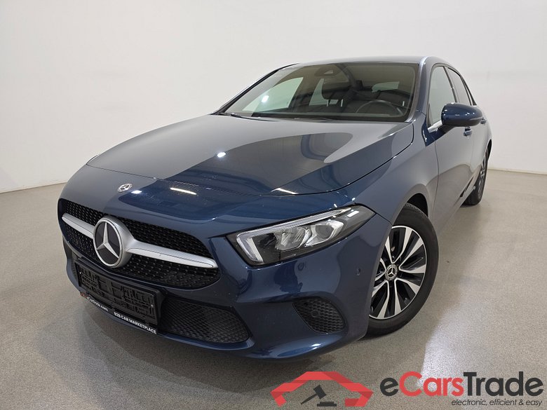 Mercedes A 180 Luxury Aut. LED-Xenon Widescreen Navi 1/2 Sport-Leather KeylessGo Camera Klima PDC ...