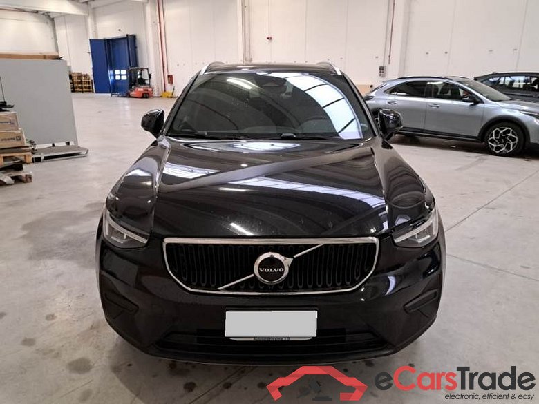 VOLVO XC40 / 2021 / 5P / SUV B4 AWD AUTOMATICO CORE #6