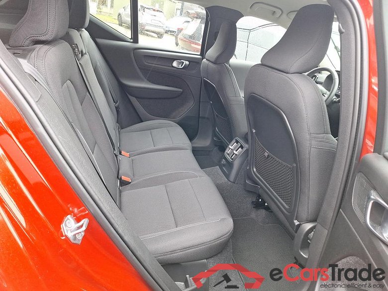 VOLVO XC40 1.5 T4 RECHARGE GEARTR. INSCRIPTION EXPR #6