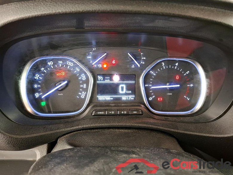 PEUGEOT Expert VU 4p Fourgon 2.0 BlueHDi 120 S&S Standard Premium P. #6