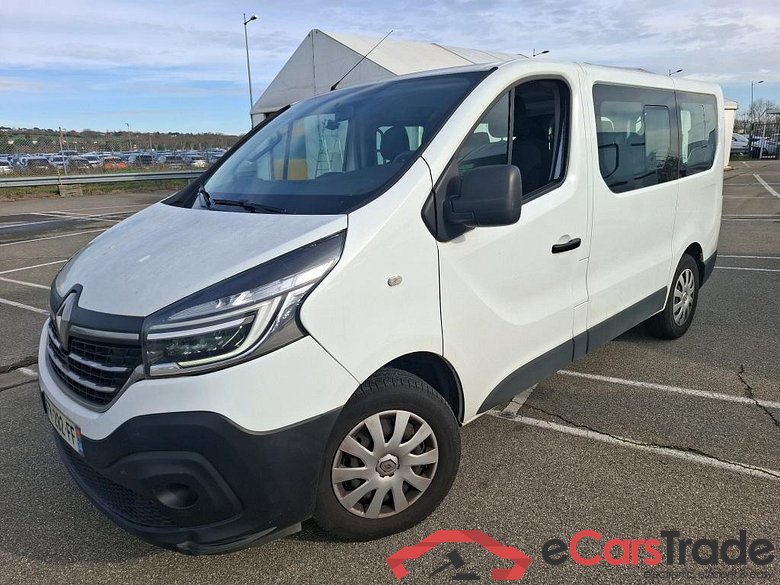 RENAULT Trafic / 2019 / 4P / Combi Zen L1 dCi 120 S&S - 8 pl #1