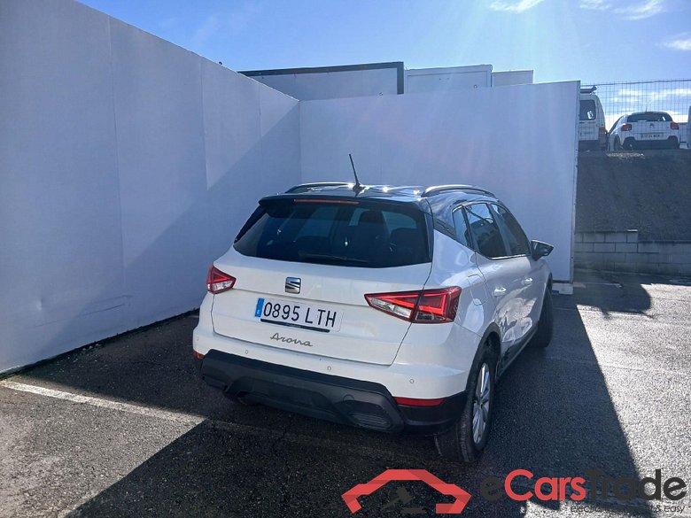 SEAT Arona / 2017 / 5P / todoterreno 1.0 TSI 81kW (110CV) Style Plus (AC) #2
