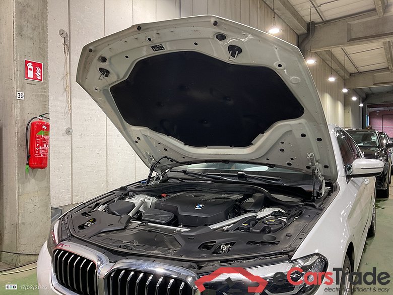 BMW 5 - 2020 520iA MHEV #6