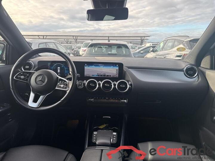 Mercedes GLA 200d Aut. LED-Xenon Widescreen Navi 1/2 Sport-Leather KeylessGo Camera Klima PDC ... #5