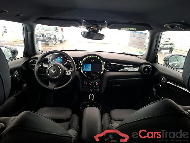 MINI Mini / 2021 / 3P / Berline Cooper Edition Camden 136 ch BVA7 #5