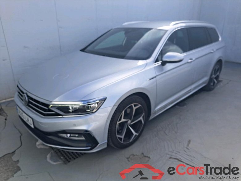 VOLKSWAGEN Passat / 2019 / 5P / familiar Variant R-Line 2.0 TDI 140kW (190CV) DSG